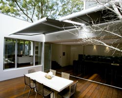 Awning ma5010 on private terrace