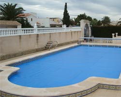 400 thermal blanket normal in private pool