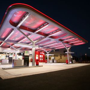 New canopy at the CEPSA service station in Tenerife
