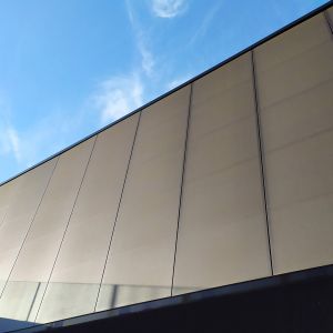 Exterior wall with i-tensing panels.