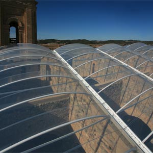 Cubierta ETFE transparente en iglesia de corbera de ebre