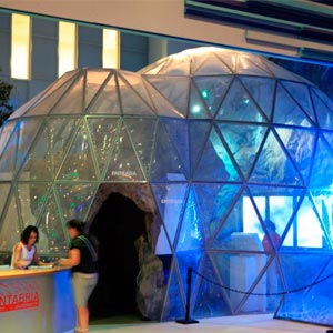 Estructura en ETFE en forma esférica con módulos triangulares en Expo Cantábria
